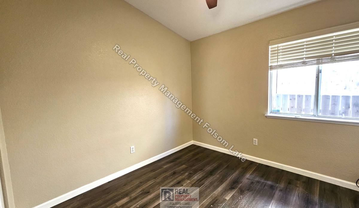 8237 Adelbert Way, Elk Grove, CA 95624 - House for Rent - Image 8