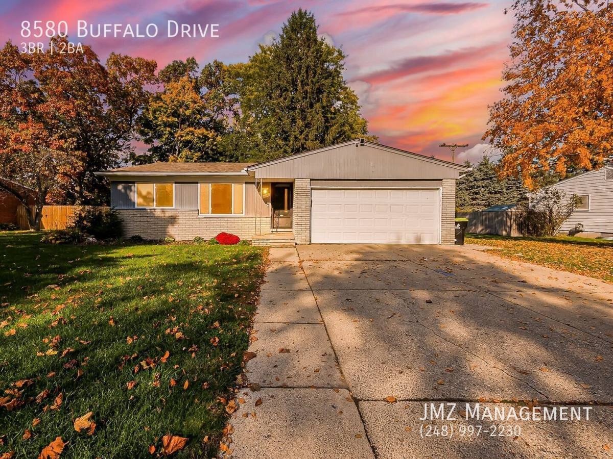 8580 Buffalo Dr, Commerce Township, MI 48382 - House for Rent