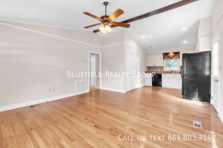 102 Mark St in Easley, SC | 2 Beds 1 Bath 980 sqft House for Rent ...