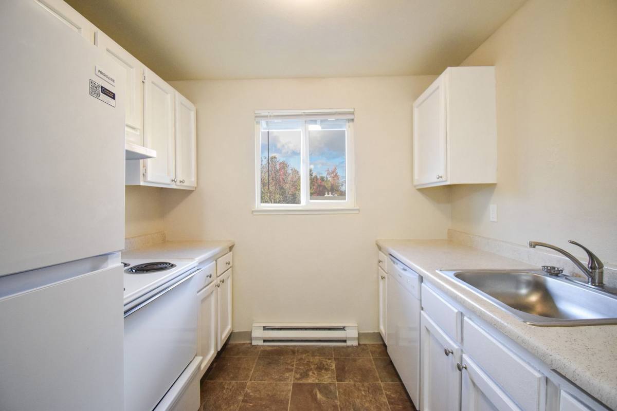 12200 SW Calico Court, Beaverton, OR 97008 - Apartment for Rent - Image 8