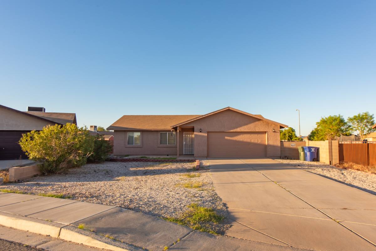 House for rent at 8676 E 38th Place, Yuma, AZ 85365