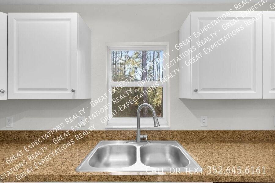 20 Locust Dr, Ocala, FL 34472 - House for Rent - Image 9