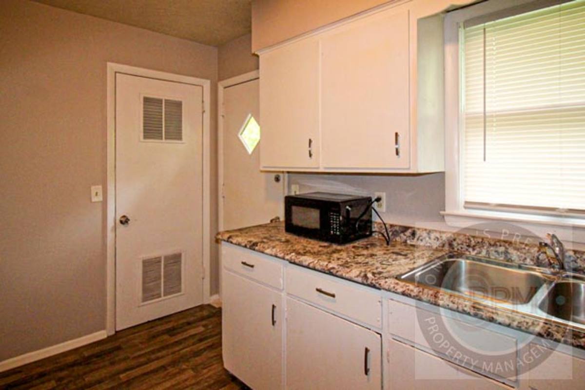 3537 N 37th St, Omaha, NE 68111 - House for Rent - Image 3