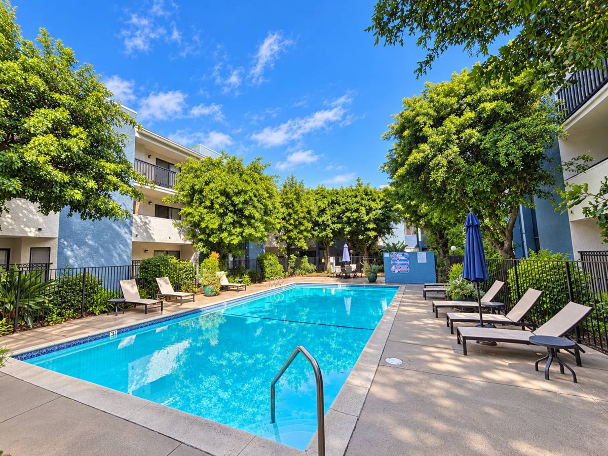9810 Zelzah Ave, Northridge, CA 91325 - Apartment for Rent - Image 8
