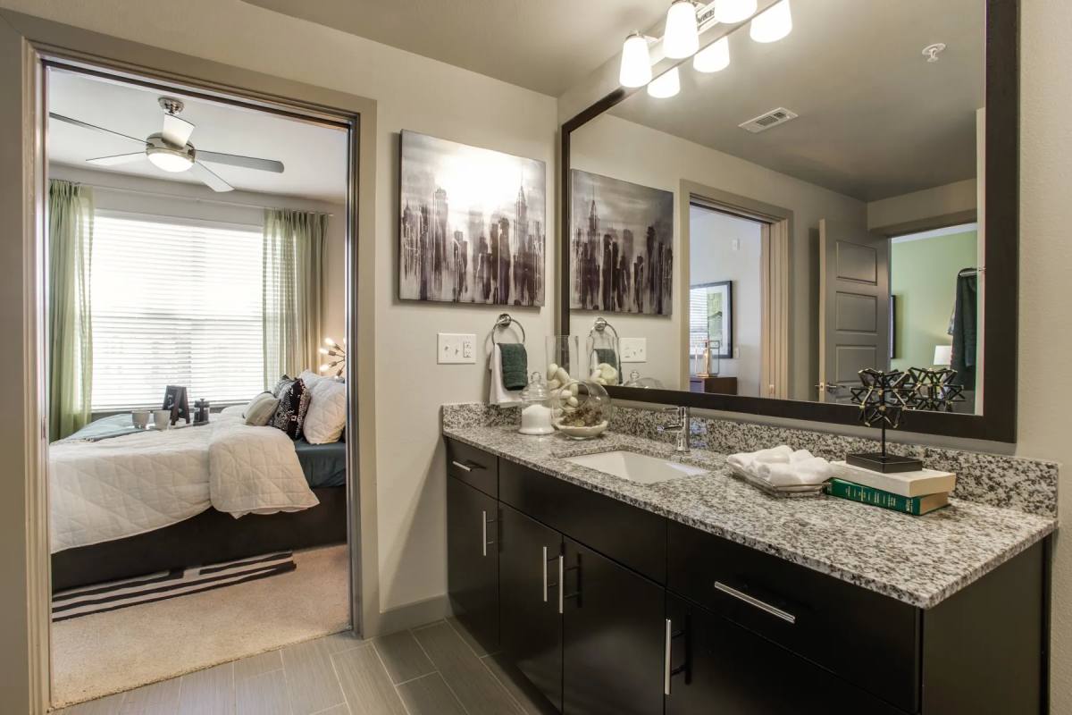 3033 Routh St, Studio, Dallas, TX 75201 - Apartment for Rent - Image 9