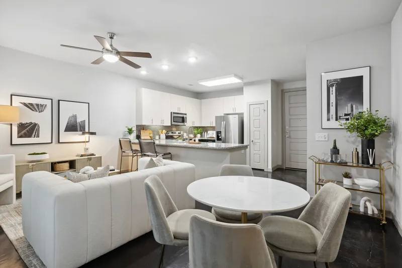 3033 Routh St, Studio, Dallas, TX 75201 - Apartment for Rent - Image 4