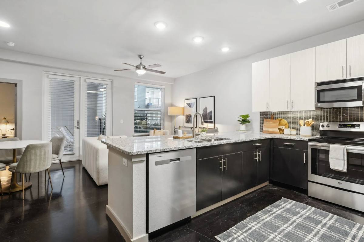 3033 Routh St, Dallas, TX 75201 - Apartment for Rent - Image 6
