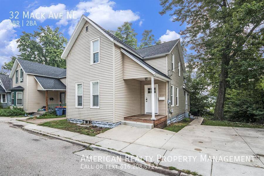 32 Mack Ave NE, Grand Rapids, MI 49503 - House for Rent - Image 1