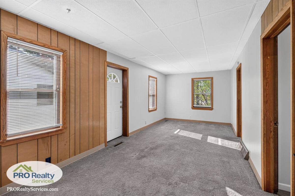 House for rent at 2190-2nd Ave, Newport, MN 55055