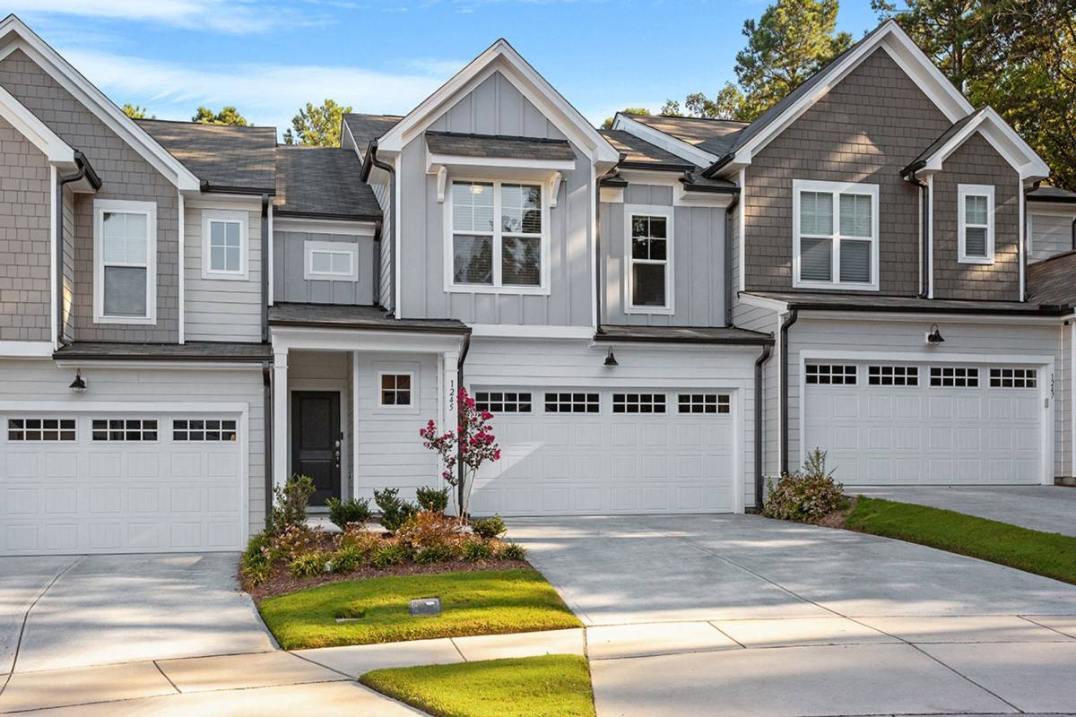 1245 Gemfor St, Durham, NC 27703 - Townhouse for Rent - Image 3