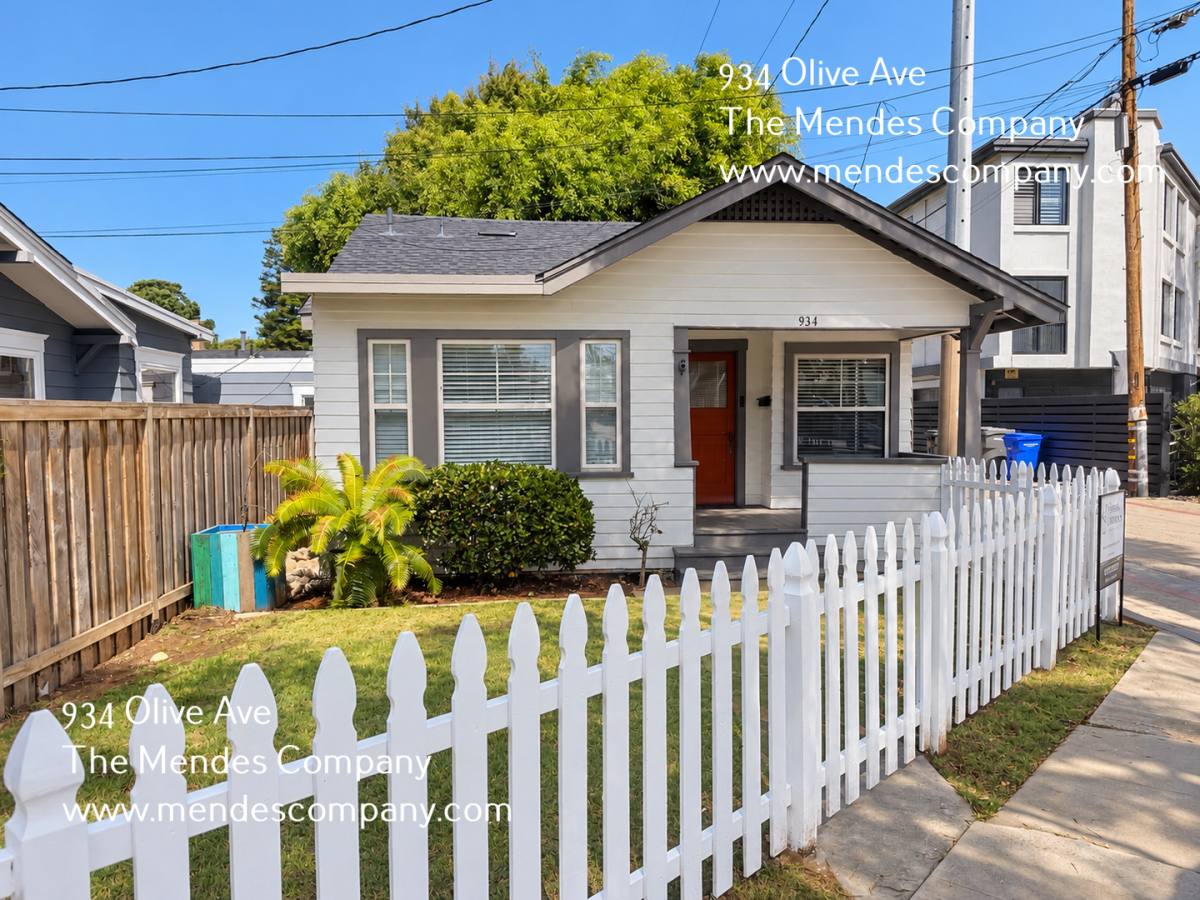 Apartment for rent at 932-934 Olive Ave, Coronado, CA 92118
