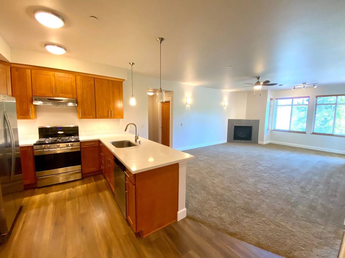 Apartment for rent at 515 102nd Ave SE, Bellevue, WA 98004