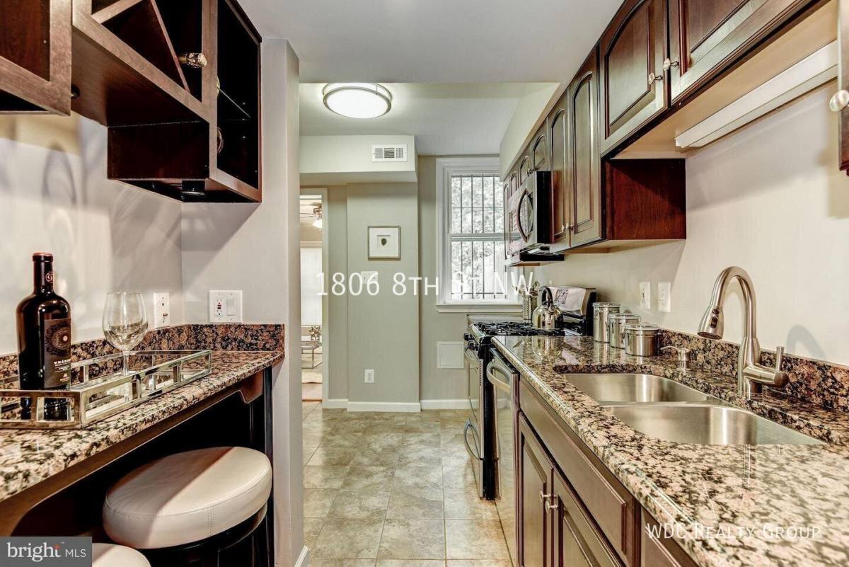1806 8th St NW, Washington, DC 20009 - Townhouse for Rent - Image 8