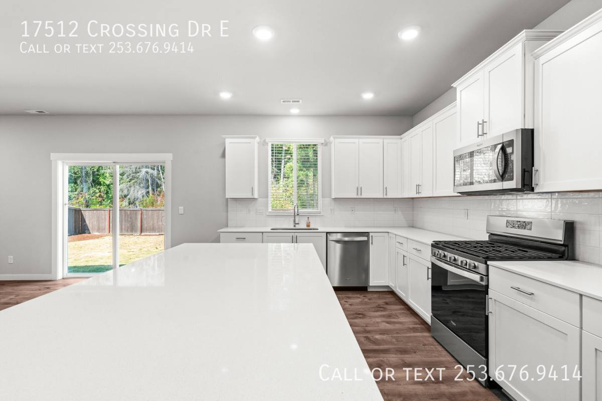 17512 Crossing Dr E, Puyallup, WA 98374 - House for Rent - Image 6