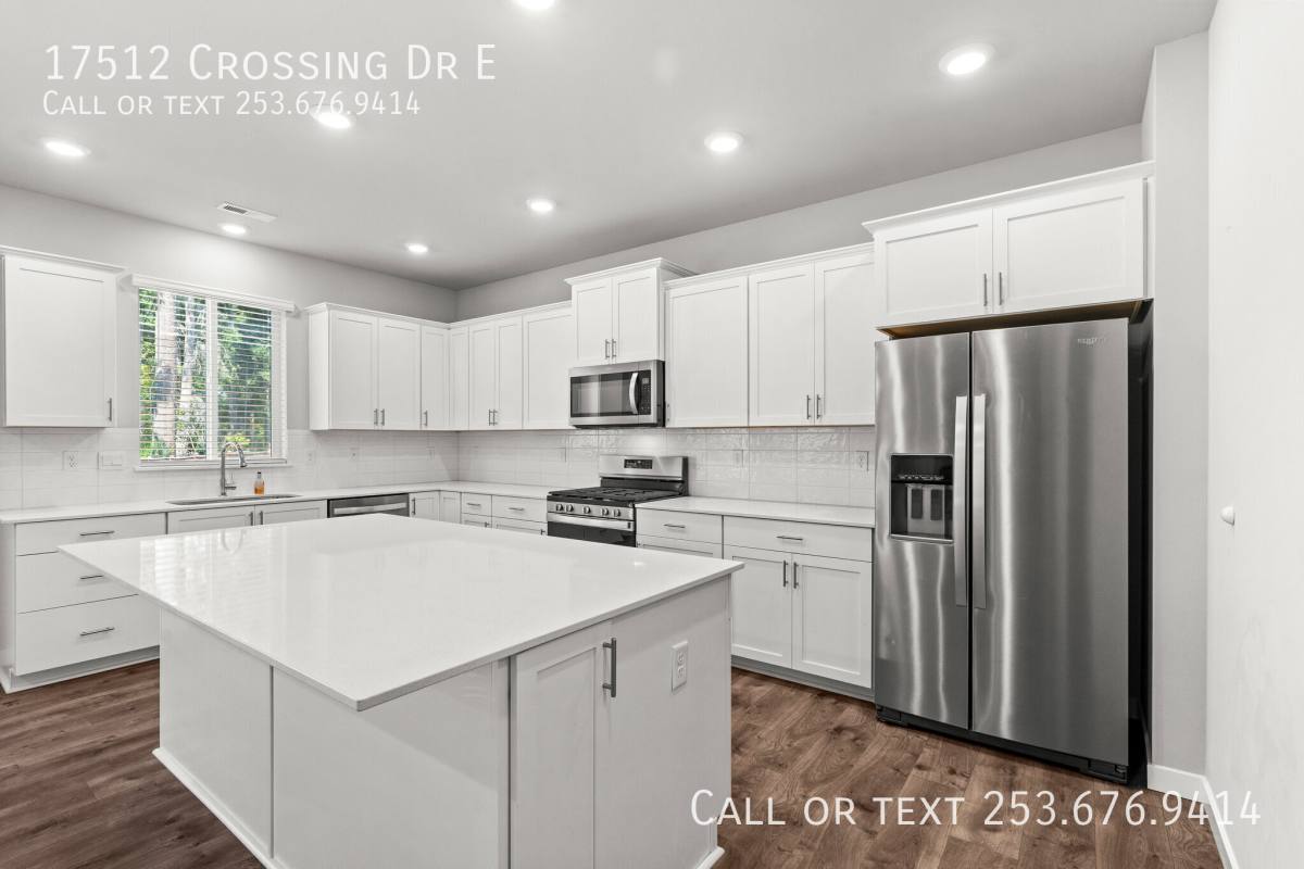 17512 Crossing Dr E, Puyallup, WA 98374 - House for Rent - Image 3