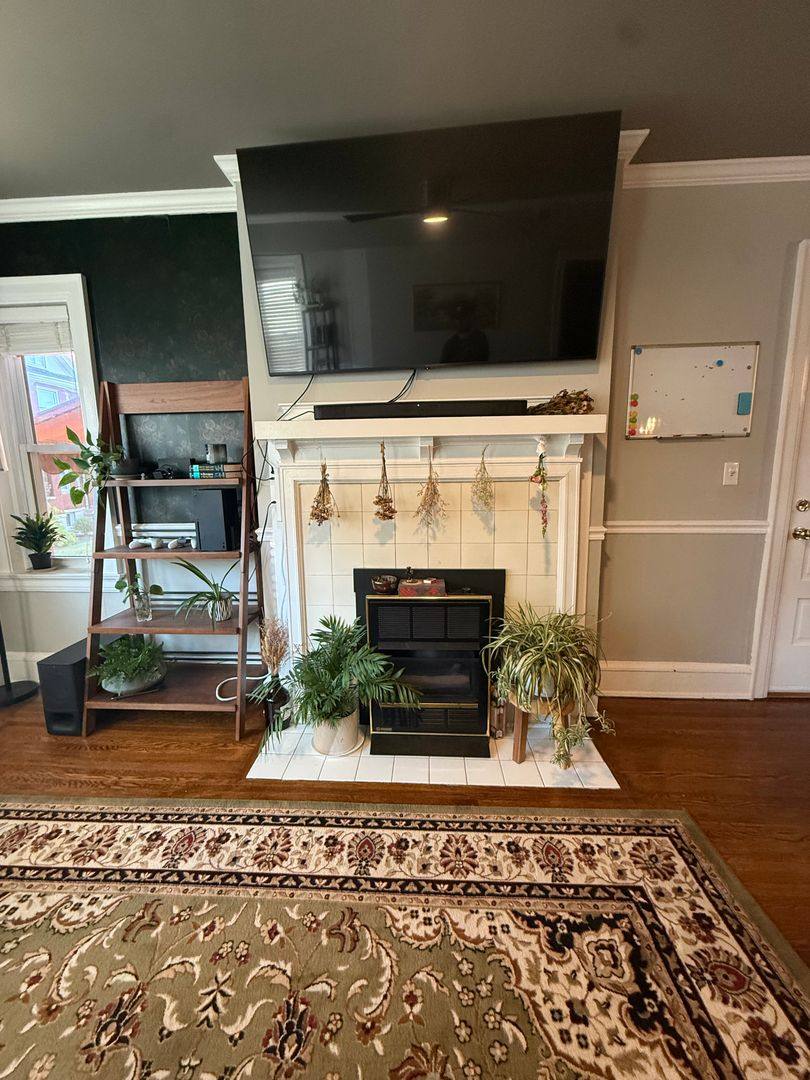 1313 Lee St E, Charleston, WV 25301 - Apartment for Rent - Image 2
