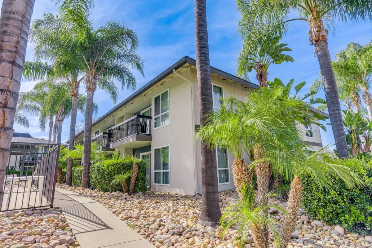 551 N Date St, Escondido, CA 92025 - Apartment for Rent - Image 4