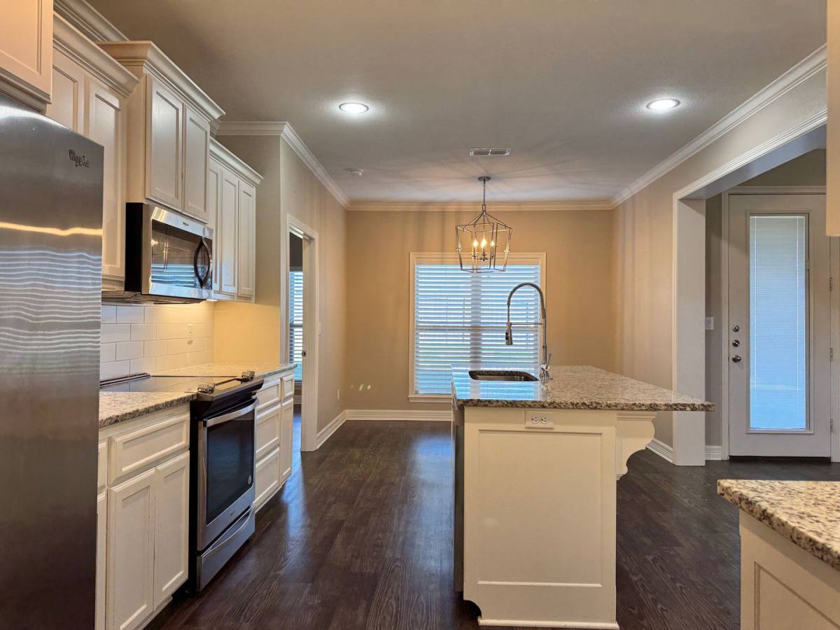 1015 Stagecoach Bend, Bullard, TX 75757 - House for Rent - Image 10