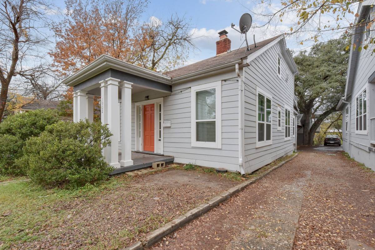1902 David St #A, Austin, TX 78705 - Townhouse for Rent