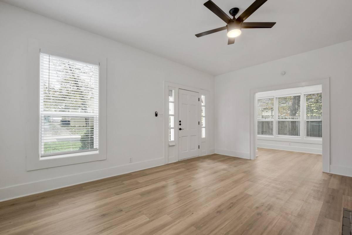 1902 David St #A, Austin, TX 78705 - Townhouse for Rent - Image 10