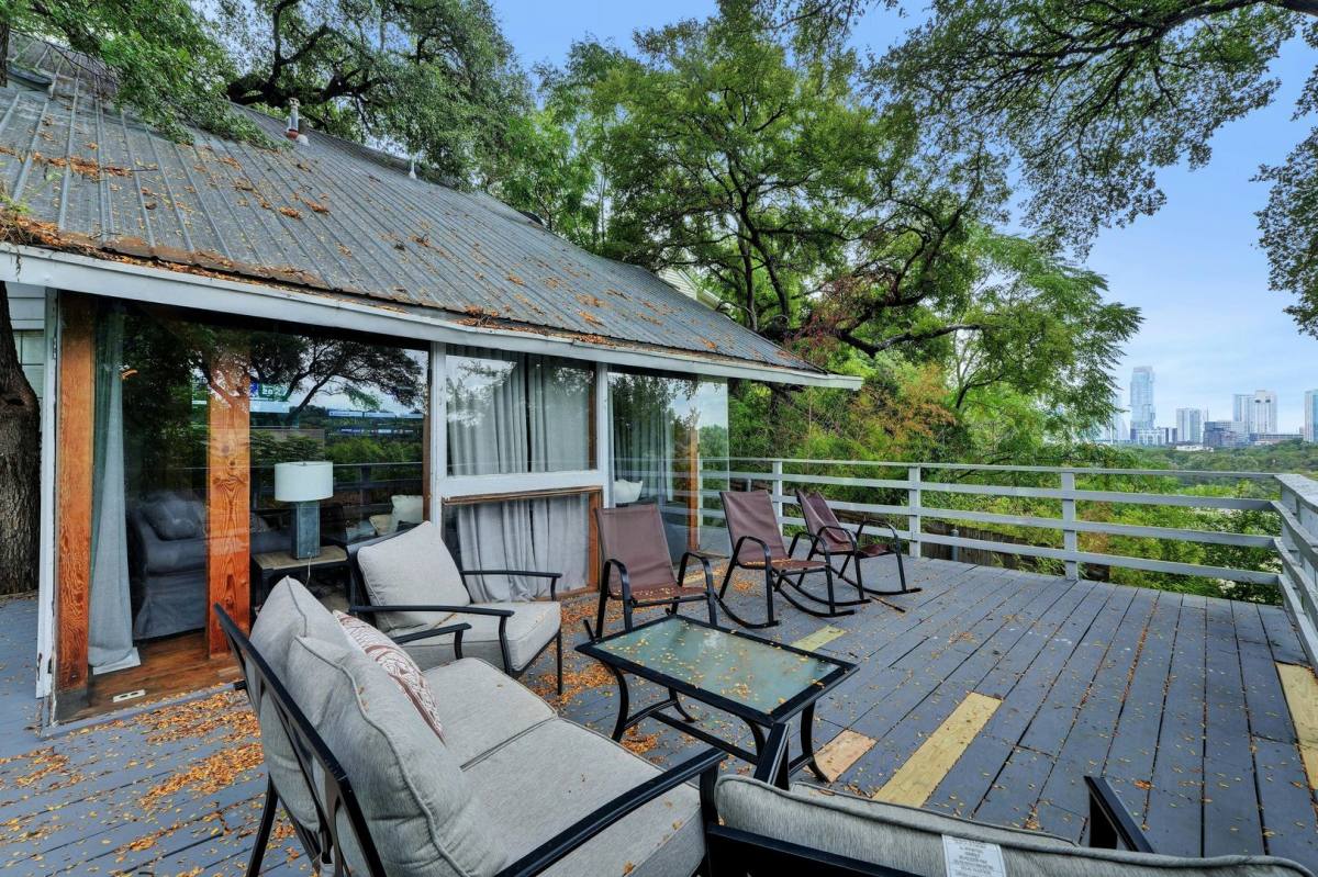 1902 David St #B, Austin, TX 78705 - Townhouse for Rent - Image 5