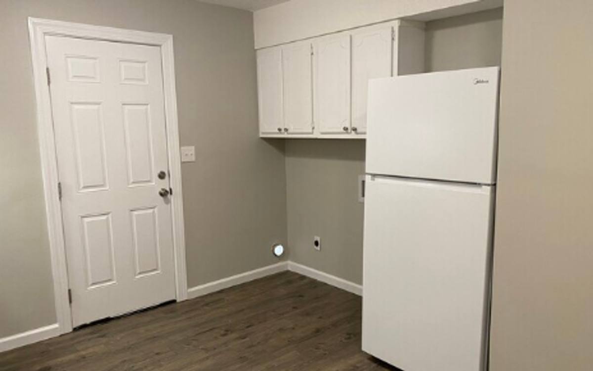898 Old Hickory Blvd, Jackson, TN 38305 - Apartment for Rent - Image 3
