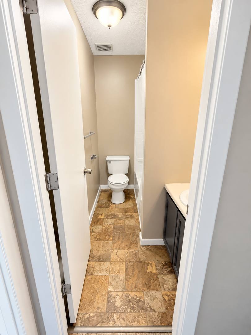 Pine Ridge Estates, 19 Bradford Dr, Greenfield, MA 01301 - Apartment for Rent - Image 8