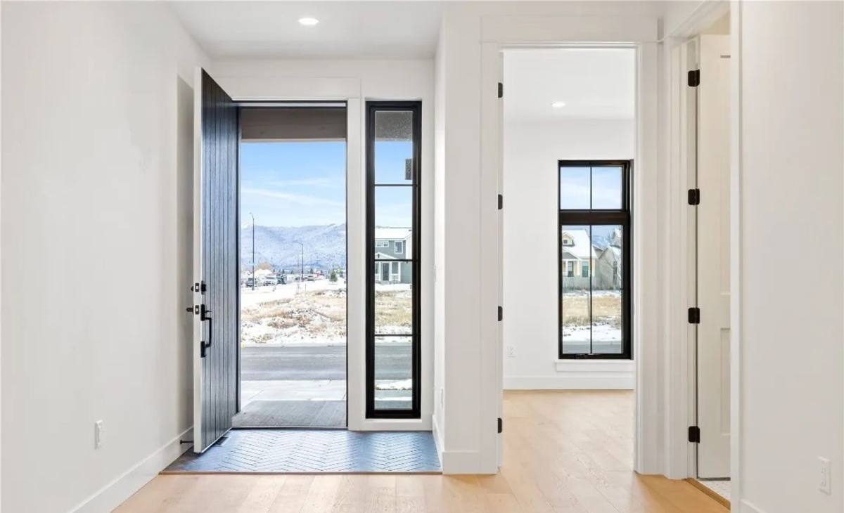 1605 Cambridge Dr, Bozeman, MT 59715 - House for Rent - Image 5