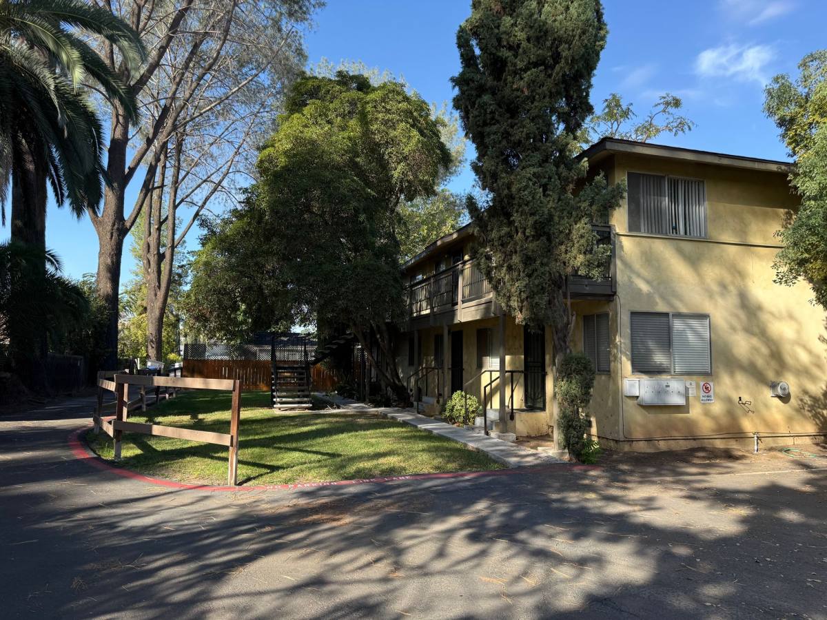 9735 Cactus St #B, Lakeside, CA 92040 - Apartment for Rent - Image 1