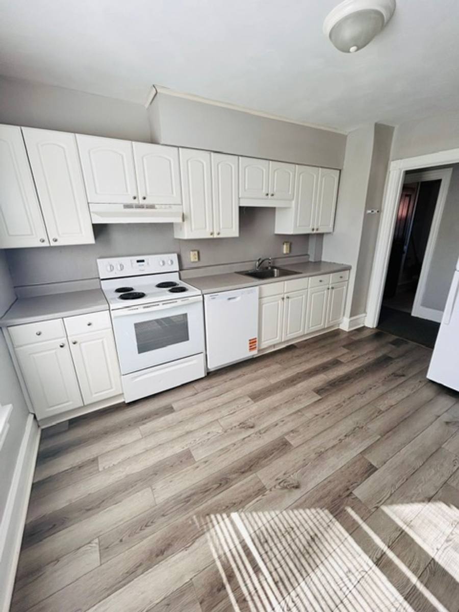 1214 Cherry St, 2nd Floor, Williamsport, PA 17701 - Apartment for Rent - Image 8