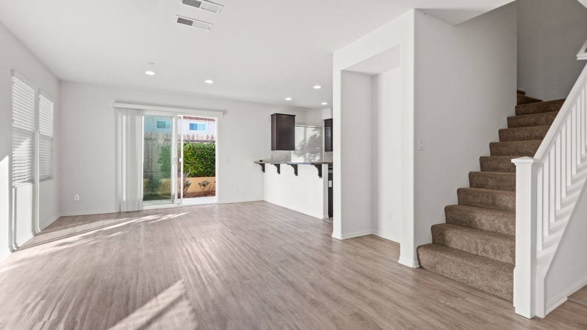1536-1558 Coronado Ave, San Diego, CA 92154 - Townhouse for Rent - Image 3