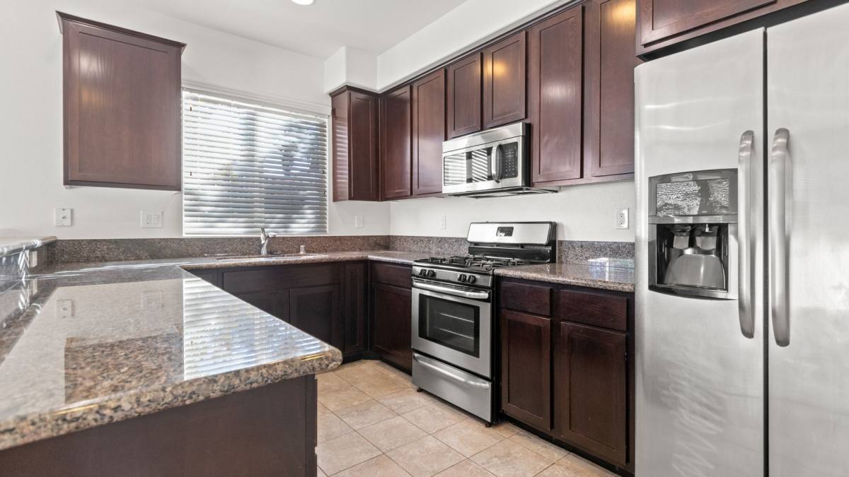 1536-1558 Coronado Ave, San Diego, CA 92154 - Townhouse for Rent - Image 7