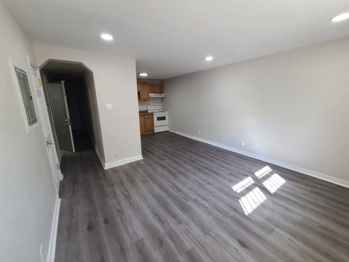 Rockland, 1309 W Rockland, Philadelphia, PA 19141 - Apartment for Rent - Image 4