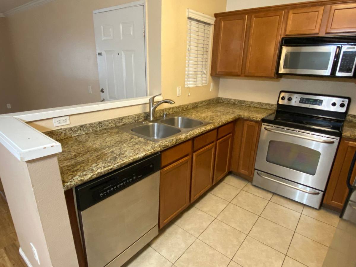 12191 Cuyamaca College Dr E #211, El Cajon, CA 92019 - Condo for Rent - Image 4