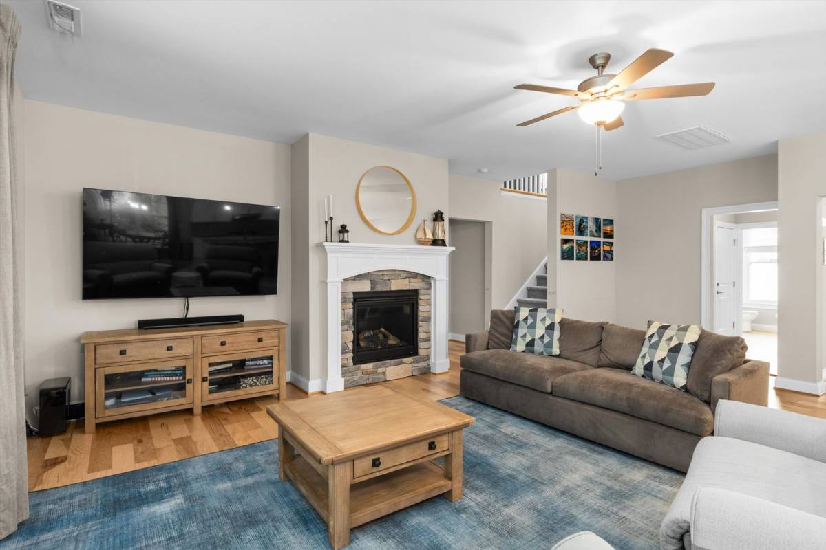 3722 Willow Glenn Circle, Suffolk, VA 23435 - House for Rent - Image 2