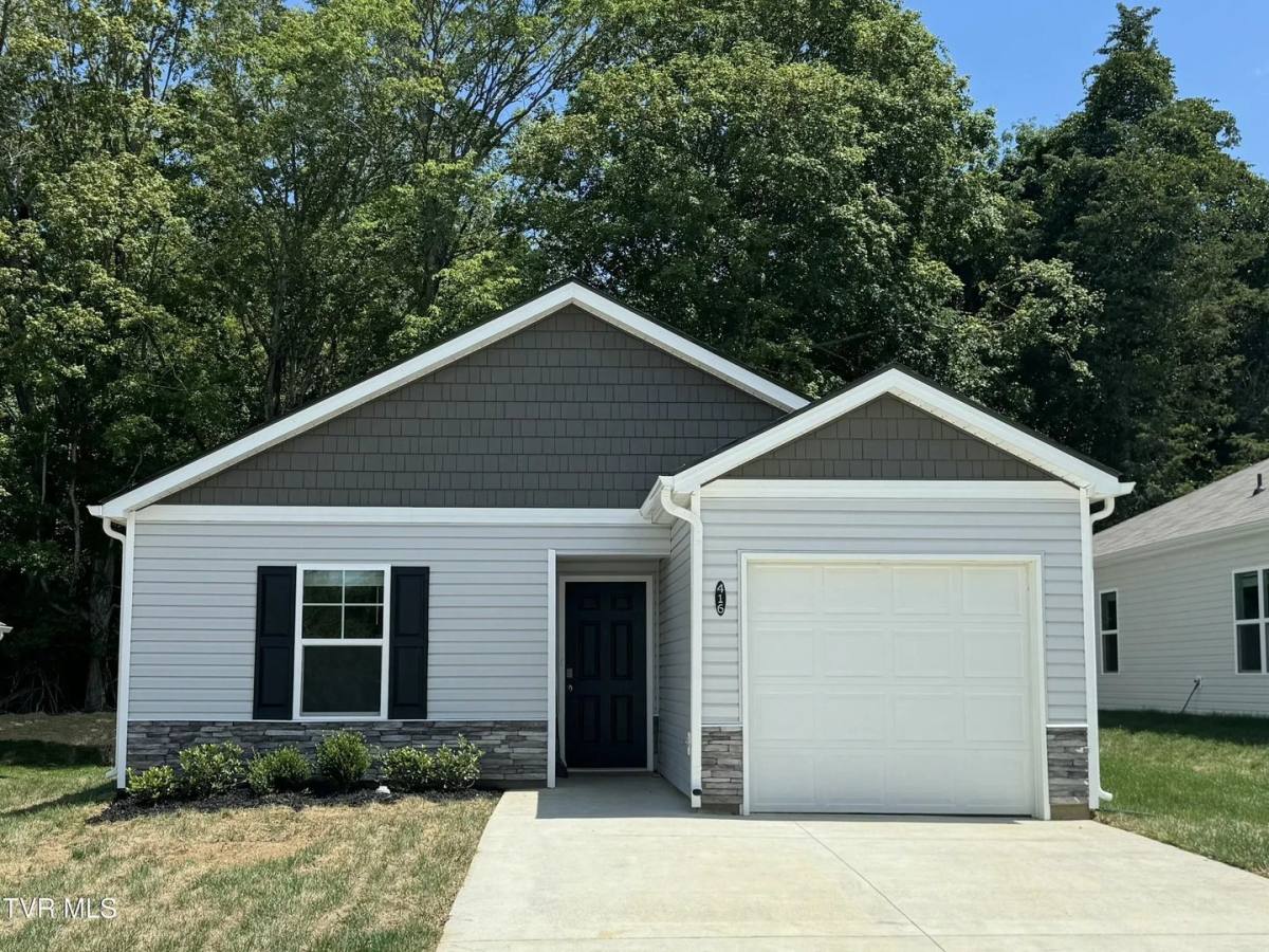 House for rent at 416 Arrowhead Dr, Johnson City, TN 37601