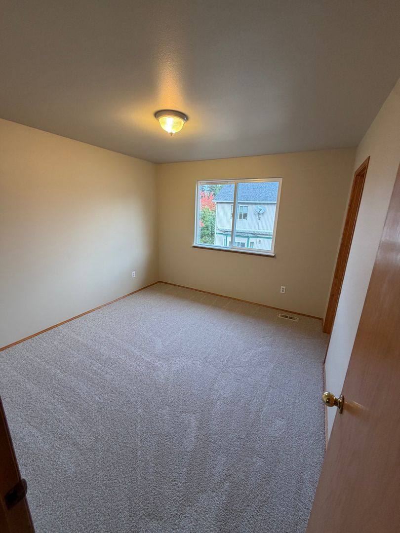 2618 NE 24th Court, Renton, WA 98056 - House for Rent - Image 8