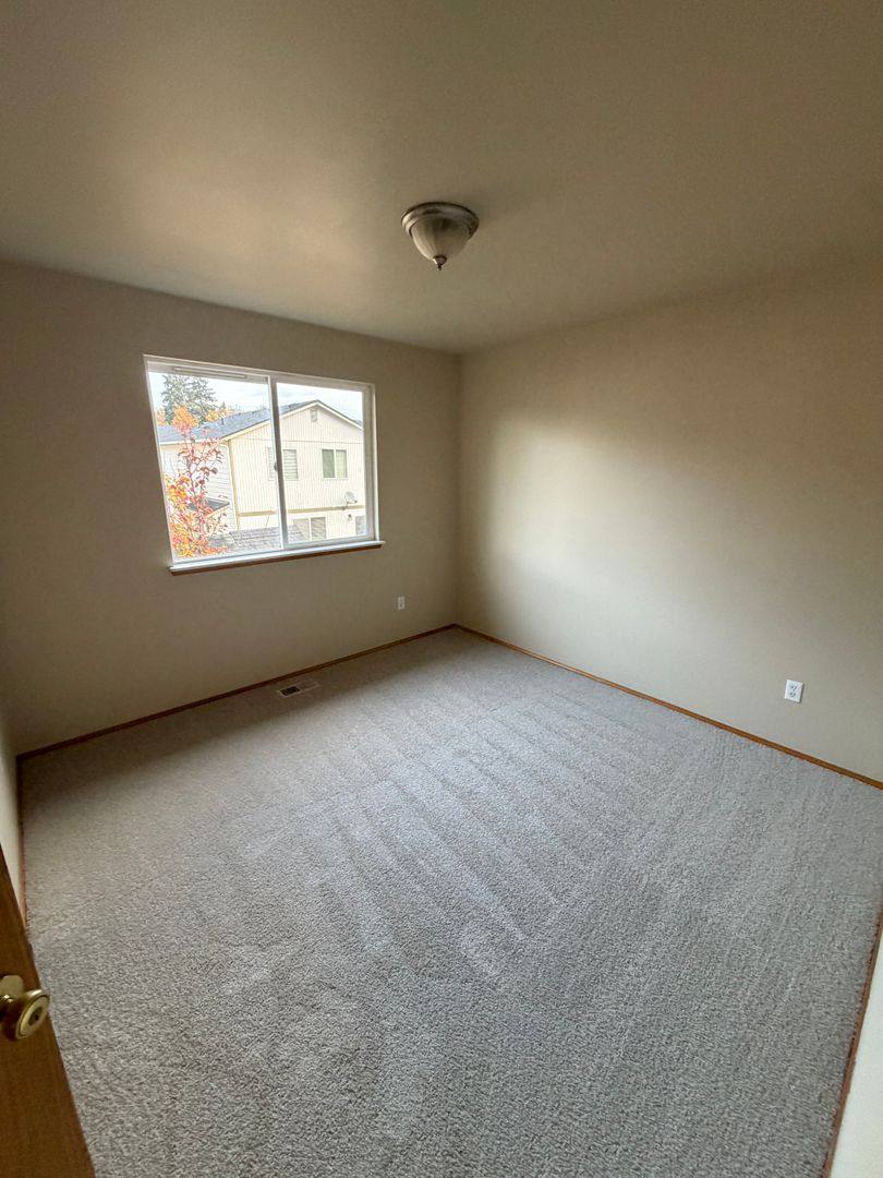 2618 NE 24th Court, Renton, WA 98056 - House for Rent - Image 10