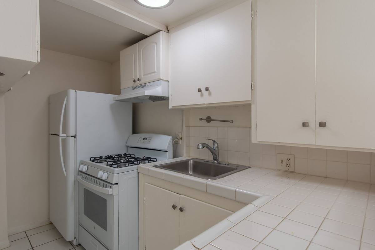 3712 Hemlock St, San Diego, CA 92113 - Apartment for Rent - Image 5