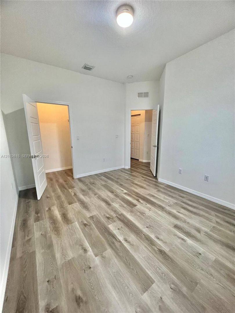 771 NE 191st St, Miami, FL 33179 - House for Rent - Image 9