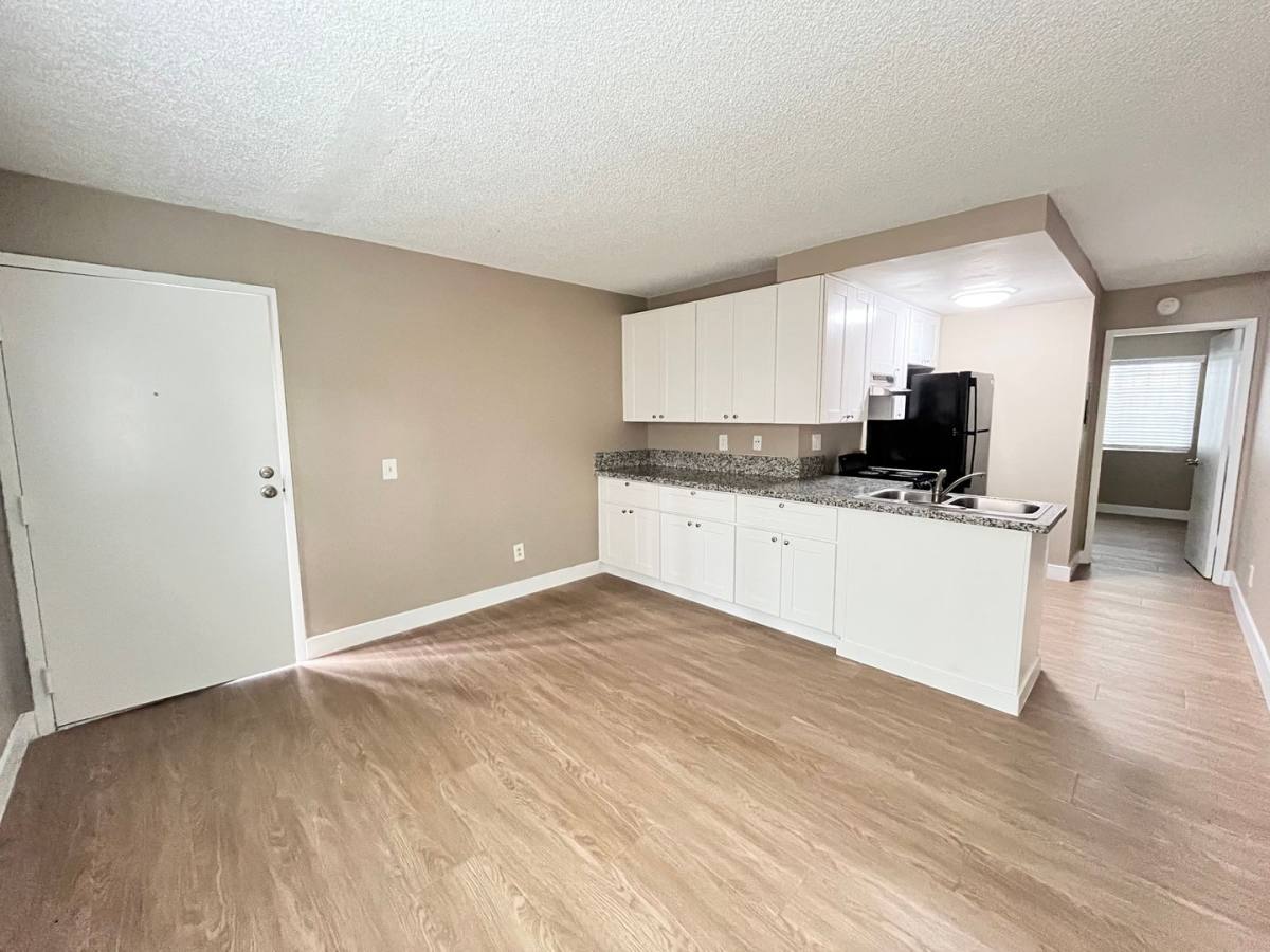 4364 50th St, San Diego, CA 92115 - Apartment for Rent - Image 2