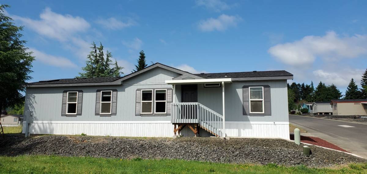 House for rent at 193 SE Oak Leaf Lane, Winston, OR 97496