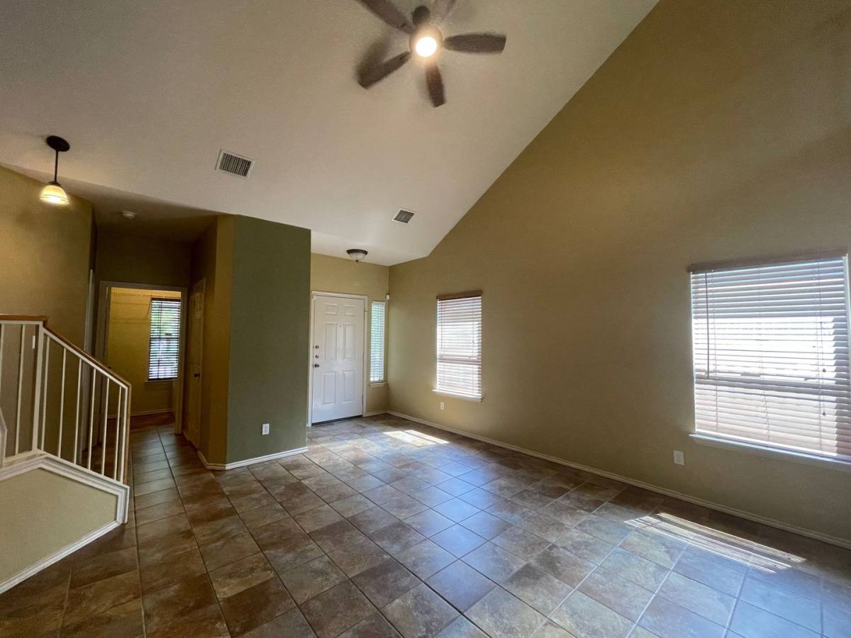 5206 Hartson, Kyle, TX 78640 - House for Rent - Image 7