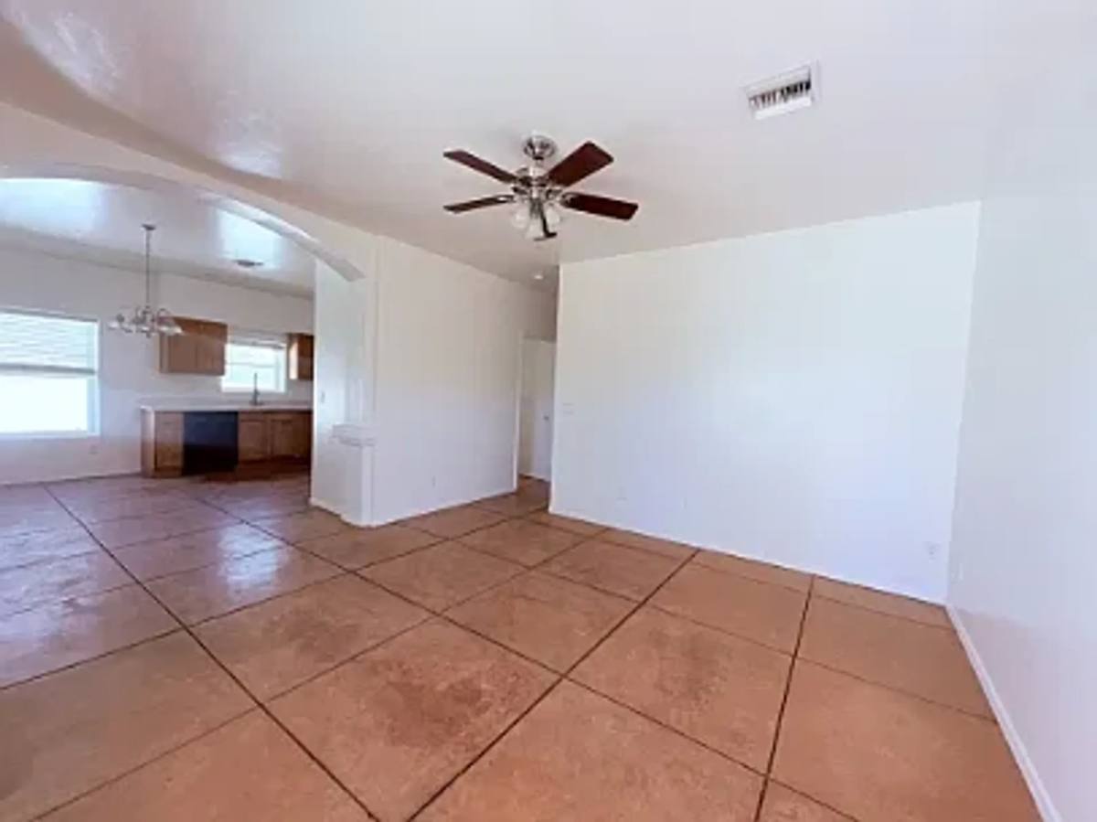 324 W 23rd St, Tucson, AZ 85713 - Apartment for Rent - Image 7