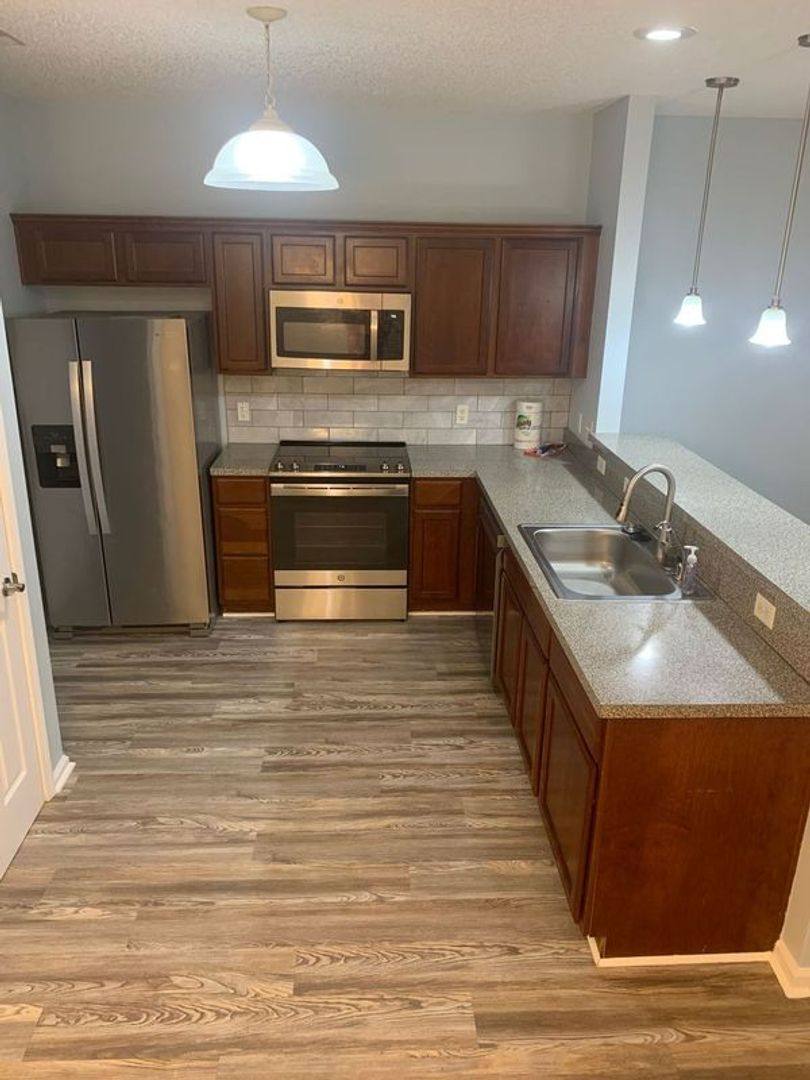 1090 Canyon Oak Loop, Richmond Hill, GA 31324 - Townhouse for Rent - Image 4