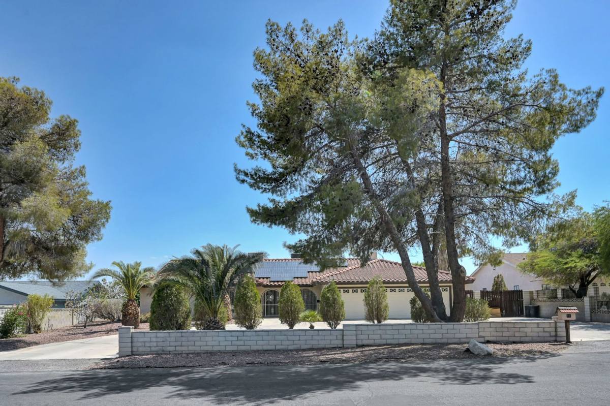 6975 O'Bannon Dr, Las Vegas, NV 89117 - House for Rent - Image 6