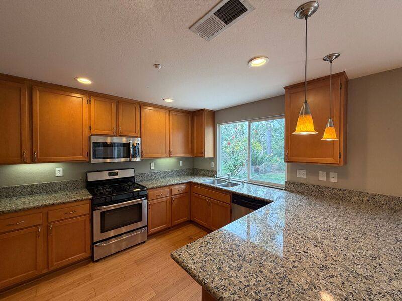 1631 Carriage Circle, Vista, CA 92081 - House for Rent - Image 4