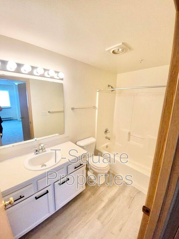 8830 3rd Ave SE #305, Everett, WA 98208 - Apartment for Rent - Image 6