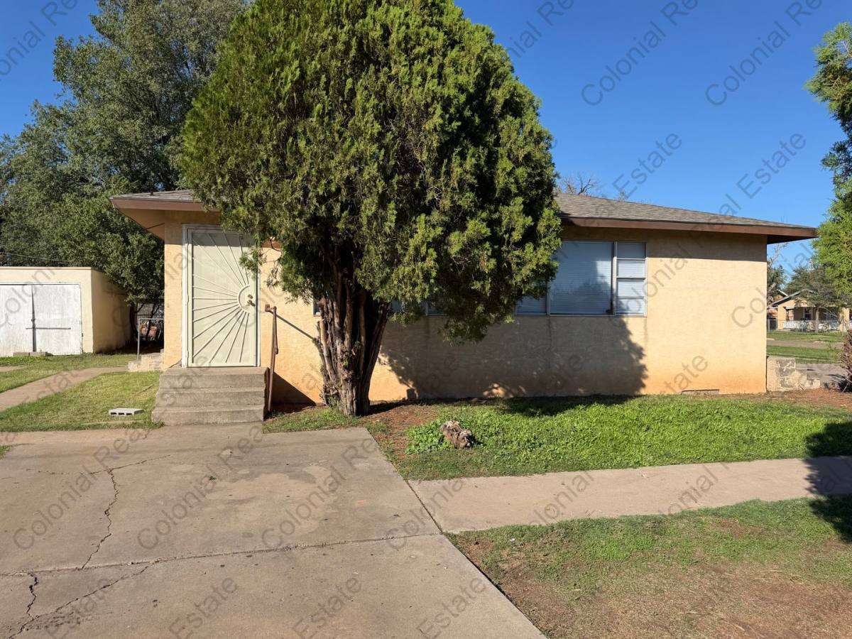 House for rent at 318 E 9th, Clovis, NM 88101