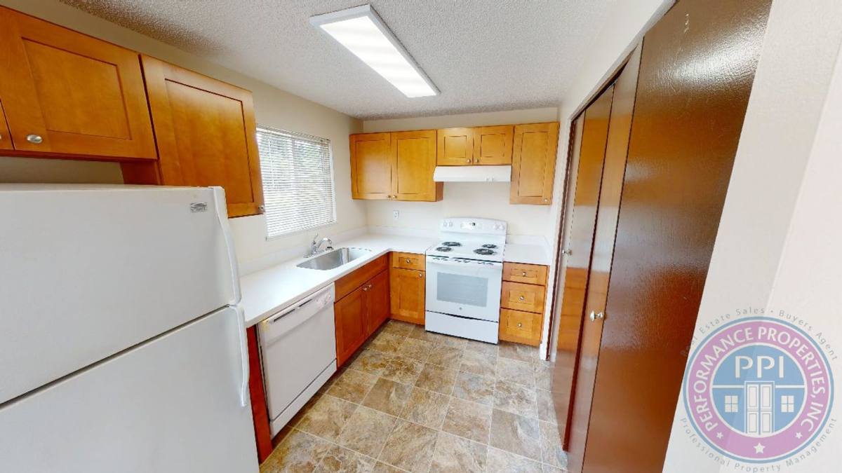 4919 NE Killingsworth St, Portland, OR 97218 - Apartment for Rent - Image 5